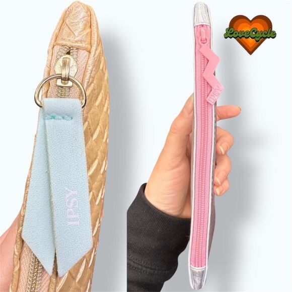 Women's Ipsy Gold Woven & Holographic Silver Mini Clutch Bundle – 2 Piece Set - Picture 8 of 8